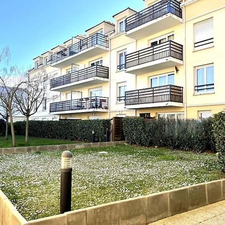 Grand F3 A 30Mn De Paris - Terrasse + Parking Prive Διαμέρισμα Saint-Ouen-l'Aumone Εξωτερικό φωτογραφία