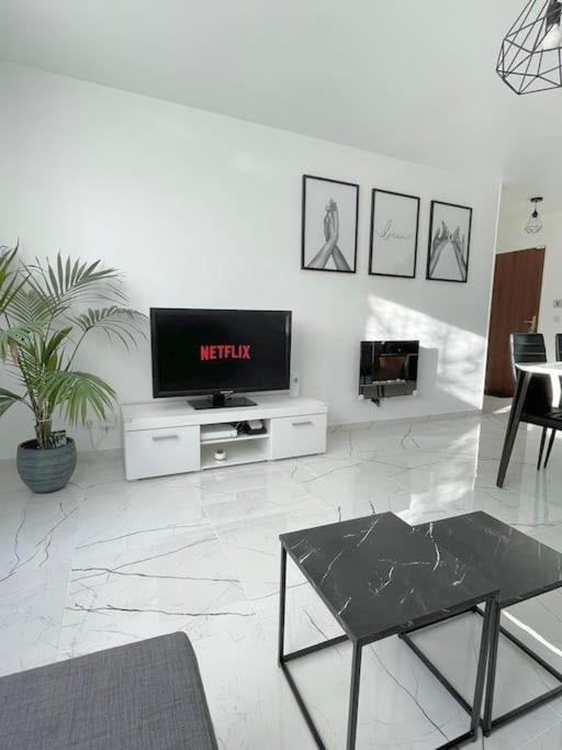 Grand F3 A 30Mn De Paris - Terrasse + Parking Prive Διαμέρισμα Saint-Ouen-l'Aumone Εξωτερικό φωτογραφία